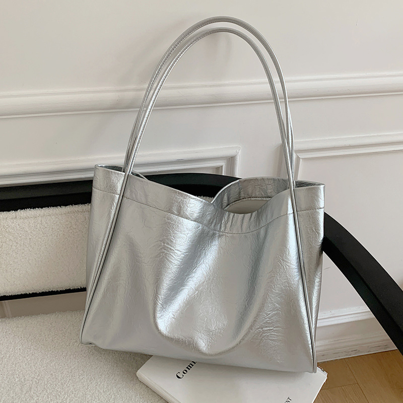 Luxury Bags Made - 캐주얼 대용량 토트백 통근용 디자이너 여성