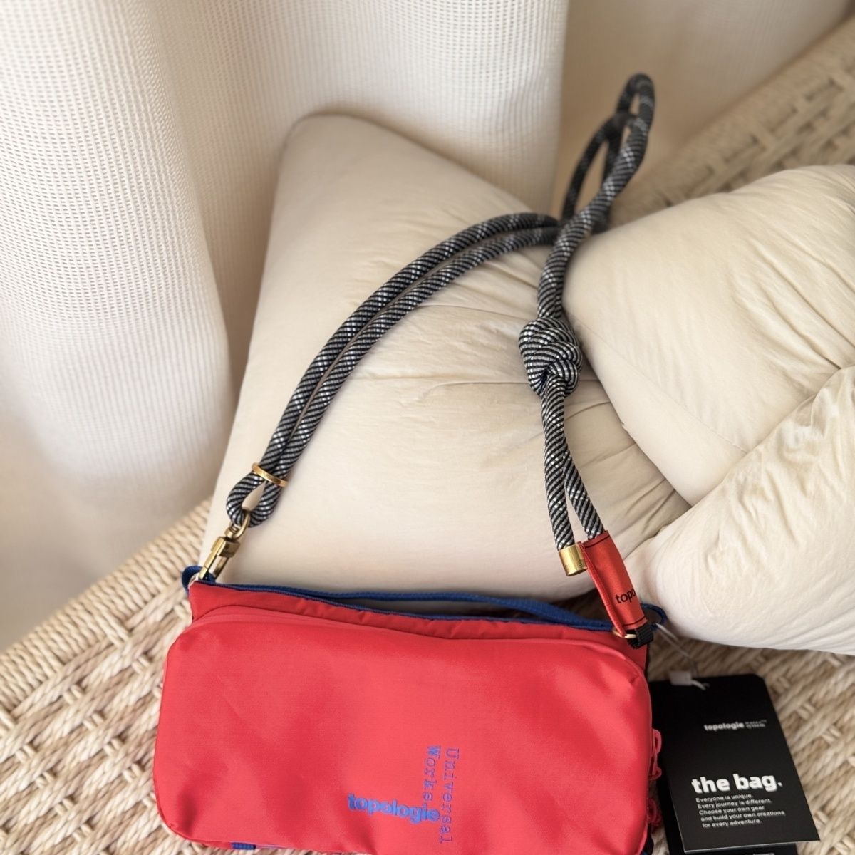 새로운 아웃도어 출퇴근용 물병 슬링백, 가벼운 럭셔리  - Luxury Bags Sling 리뷰 및 가격