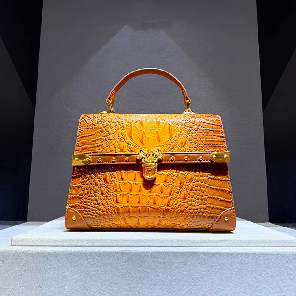 럭셔리 디자이너 브랜드의 새로운 가죽 패션 악어 인쇄  - Luxury Bags Lv 리뷰 및 가격